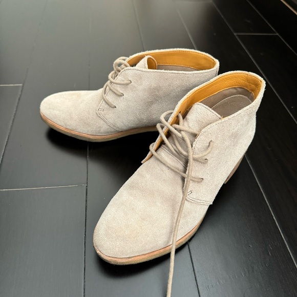 Clarks Originals Heeled Boots US6 - Picture 1 of 5